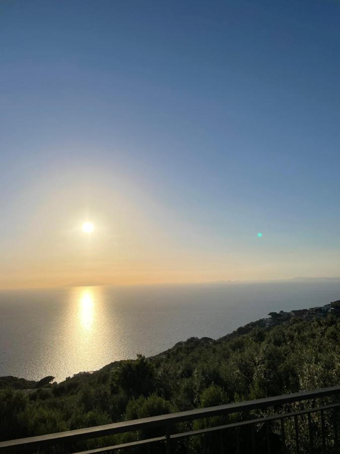 Loren House, Relaxing Location With Seaview Massa Lubrense Exterior photo